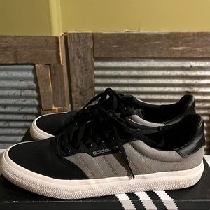Adidas 3MC